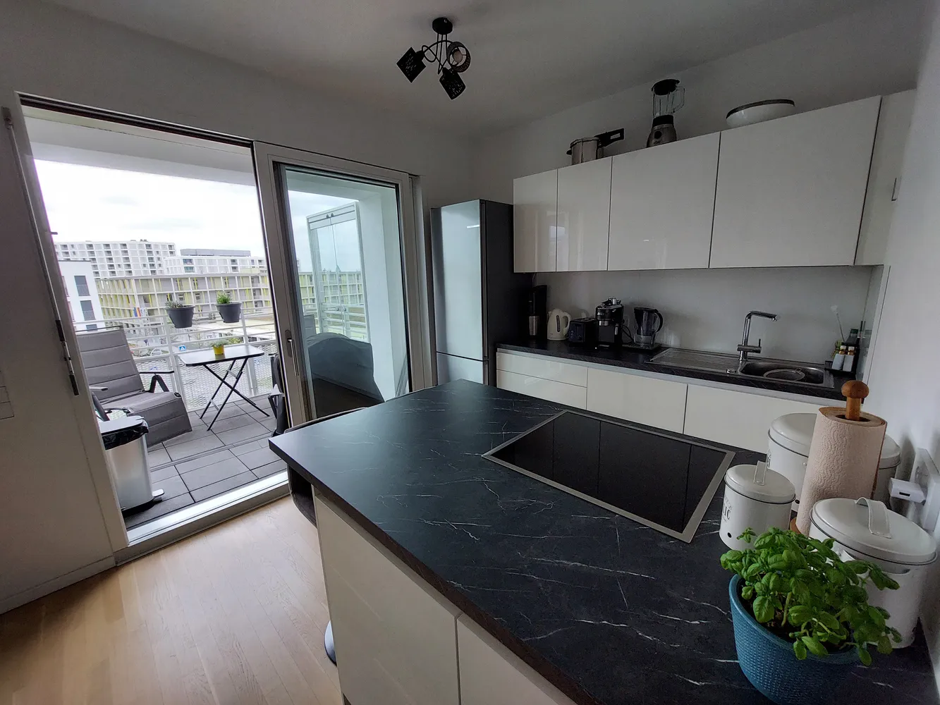 2 Zimmer Wohnung mit 65 m² in München – Bild 3