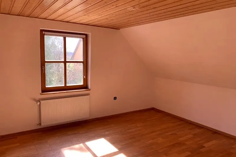 6 Zimmer Haus mit 178 m² in Amberg – Bild 10