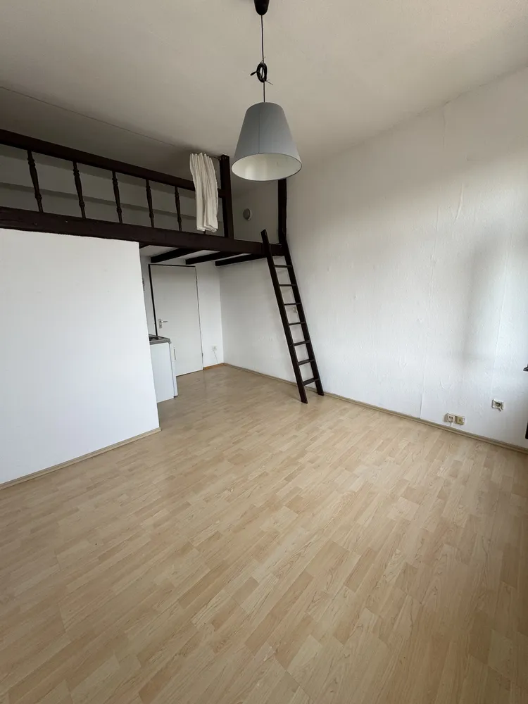 1 Zimmer Wohnung mit 25 m² in Köln – Bild 2