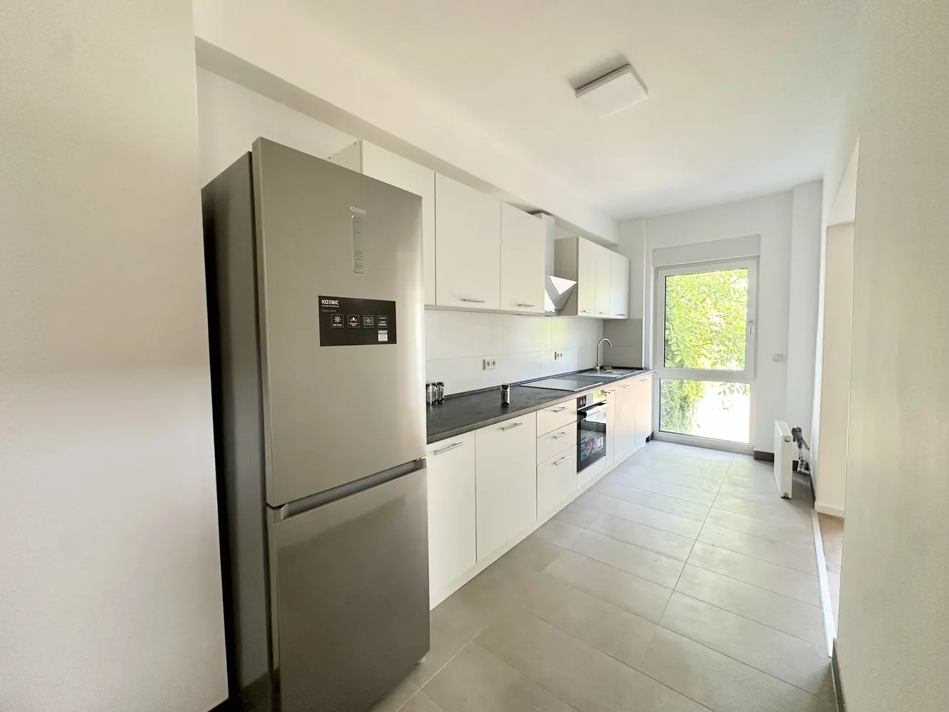 2 Zimmer Wohnung mit 85 m² in Düsseldorf – Bild 12