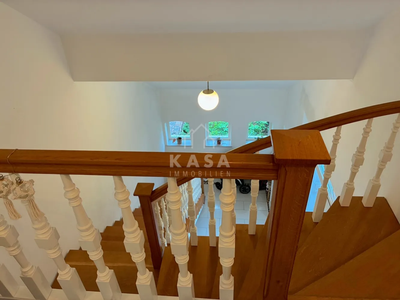 2 Zimmer Wohnung mit 114 m² in Leer – Bild 1