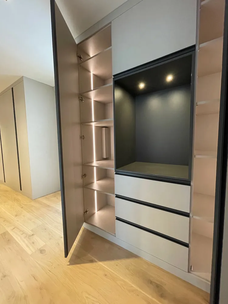 4 Zimmer Wohnung mit 150 m² in Düsseldorf – Bild 7