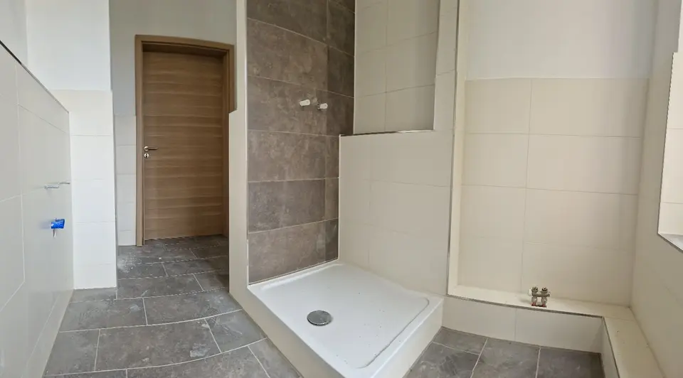5 Zimmer Wohnung mit 139 m² in Limbach-Oberfrohna – Bild 10
