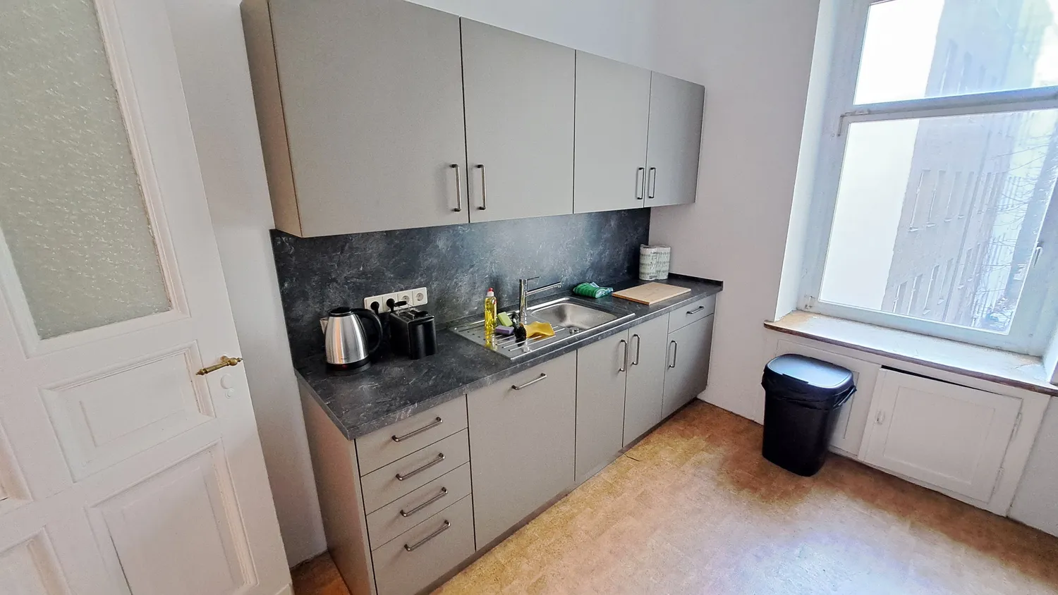 2 Zimmer Wohnung mit 87 m² in Berlin – Bild 8