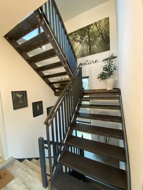 4 Zimmer Wohnung mit 175 m² in Zwickau – Bild 5