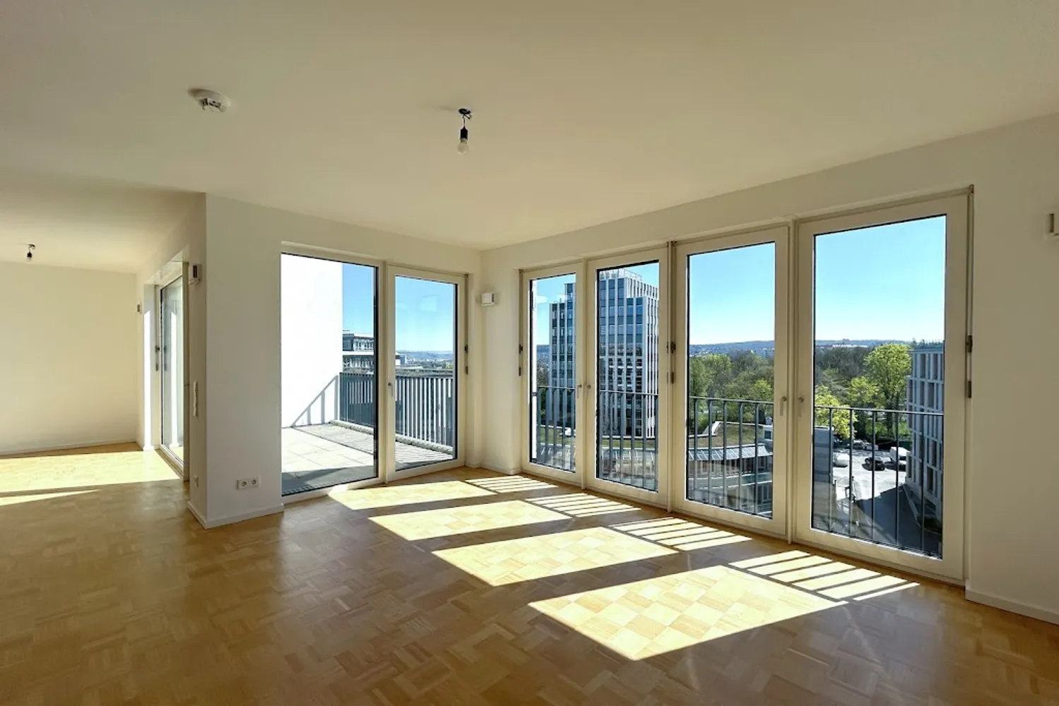 2 Zimmer Wohnung mit 81 m² in Stuttgart – Bild 1