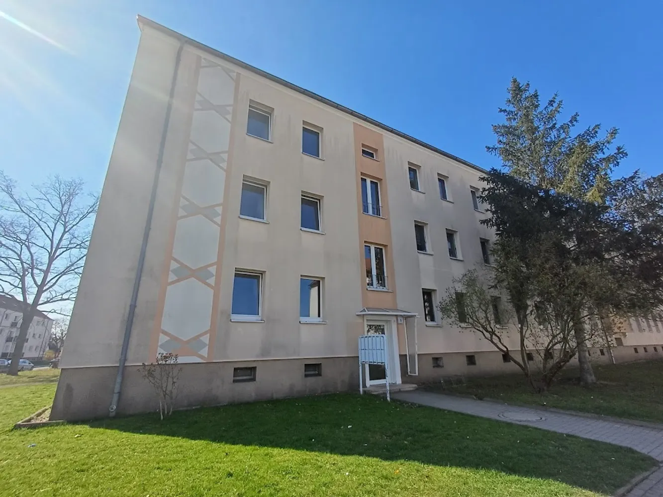 3 Zimmer Wohnung mit 59 m² in Merseburg – Bild 4
