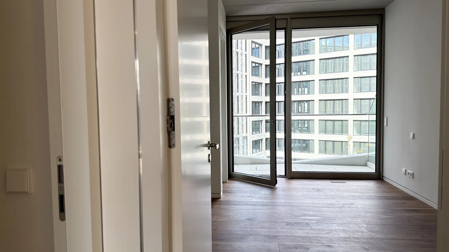 2 Zimmer Wohnung mit 83 m² in Berlin – Bild 3