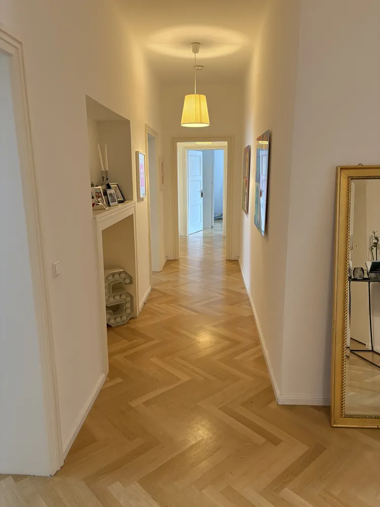 4 Zimmer Wohnung mit 155 m² in Mannheim – Bild 2