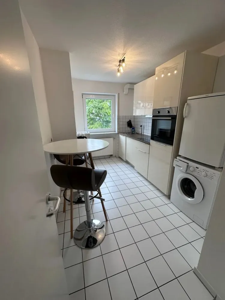2 Zimmer Wohnung mit 56 m² in Frankfurt am Main – Bild 2