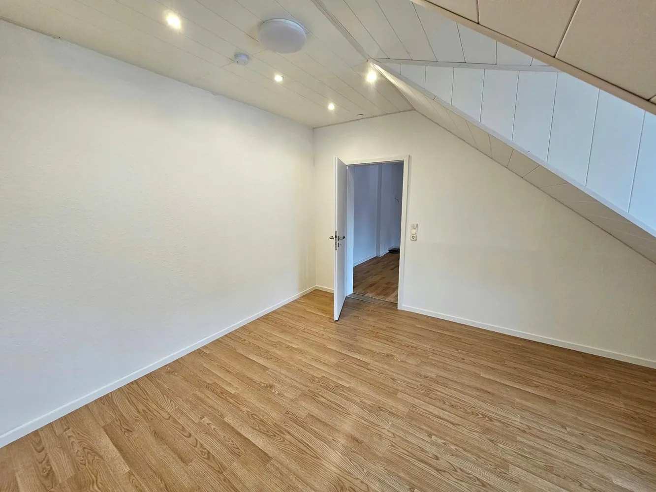 4 Zimmer Wohnung mit 85 m² in Solingen – Bild 5