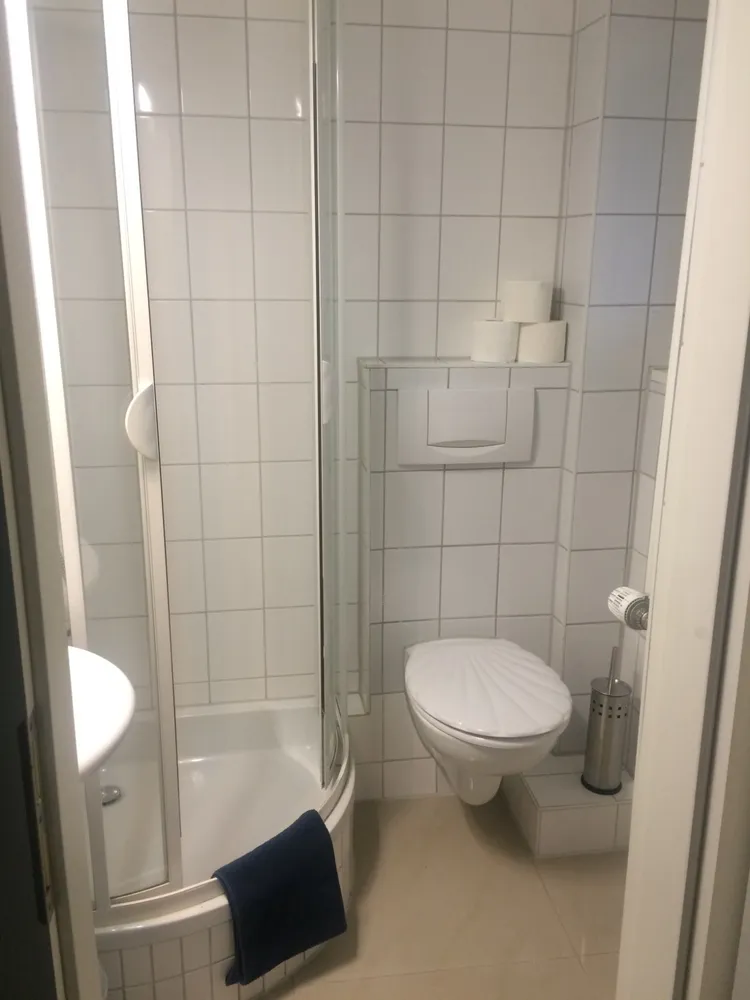 1 Zimmer Wohnung mit 32 m² in Frankfurt am Main – Bild 7