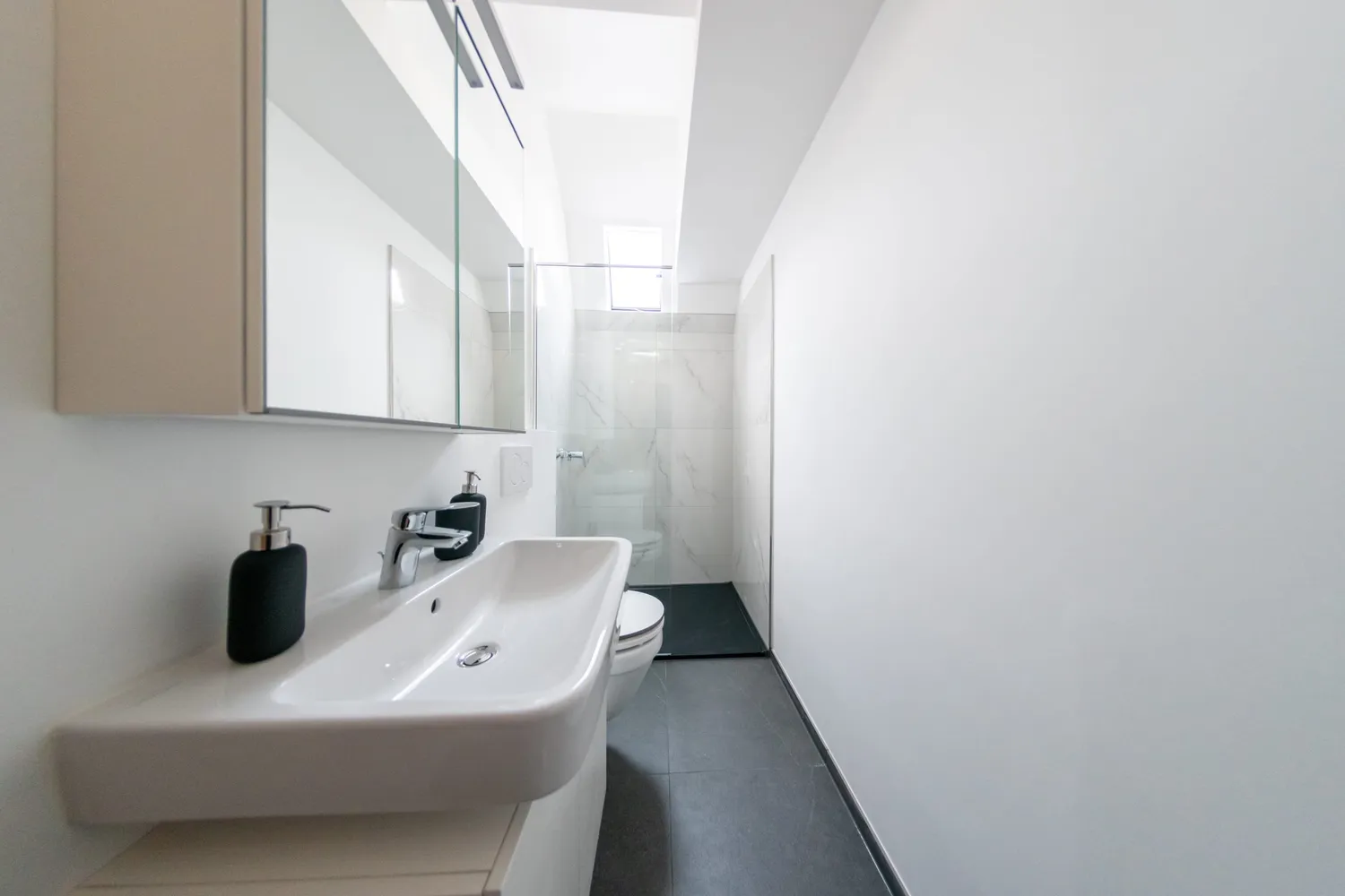 WG-Zimmer mit 11 m² in Frankfurt am Main – Bild 6