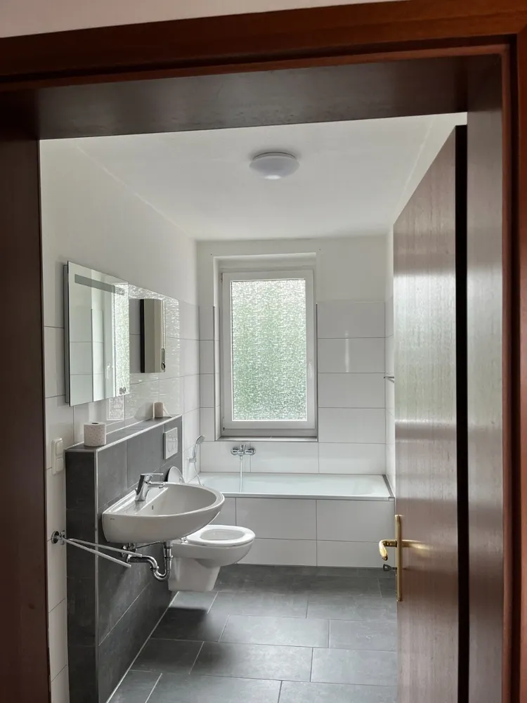 4 Zimmer Wohnung mit 106 m² in Essen – Bild 3