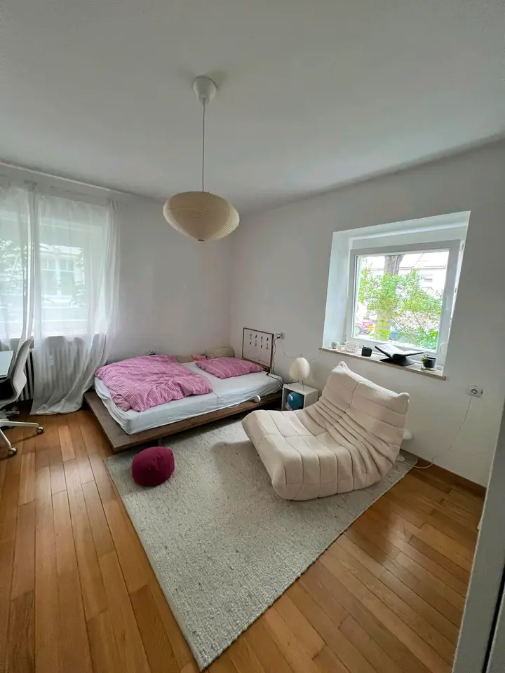 4 Zimmer Wohnung mit 105 m² in Regensburg – Bild 2