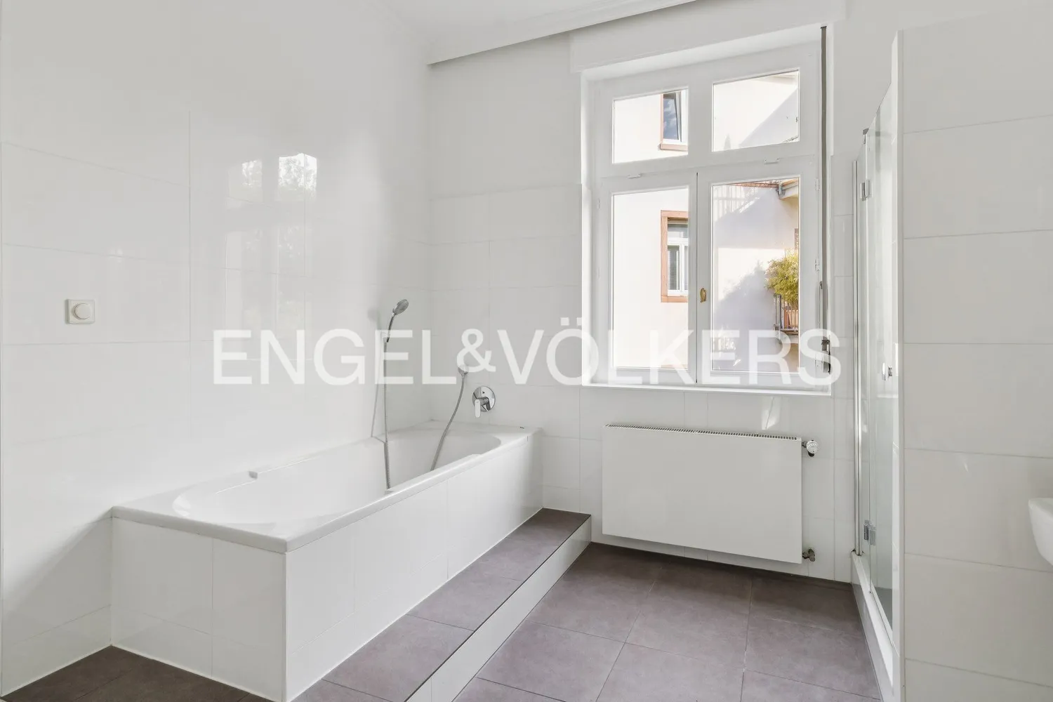 9 Zimmer Haus mit 236 m² in Frankfurt am Main – Bild 10