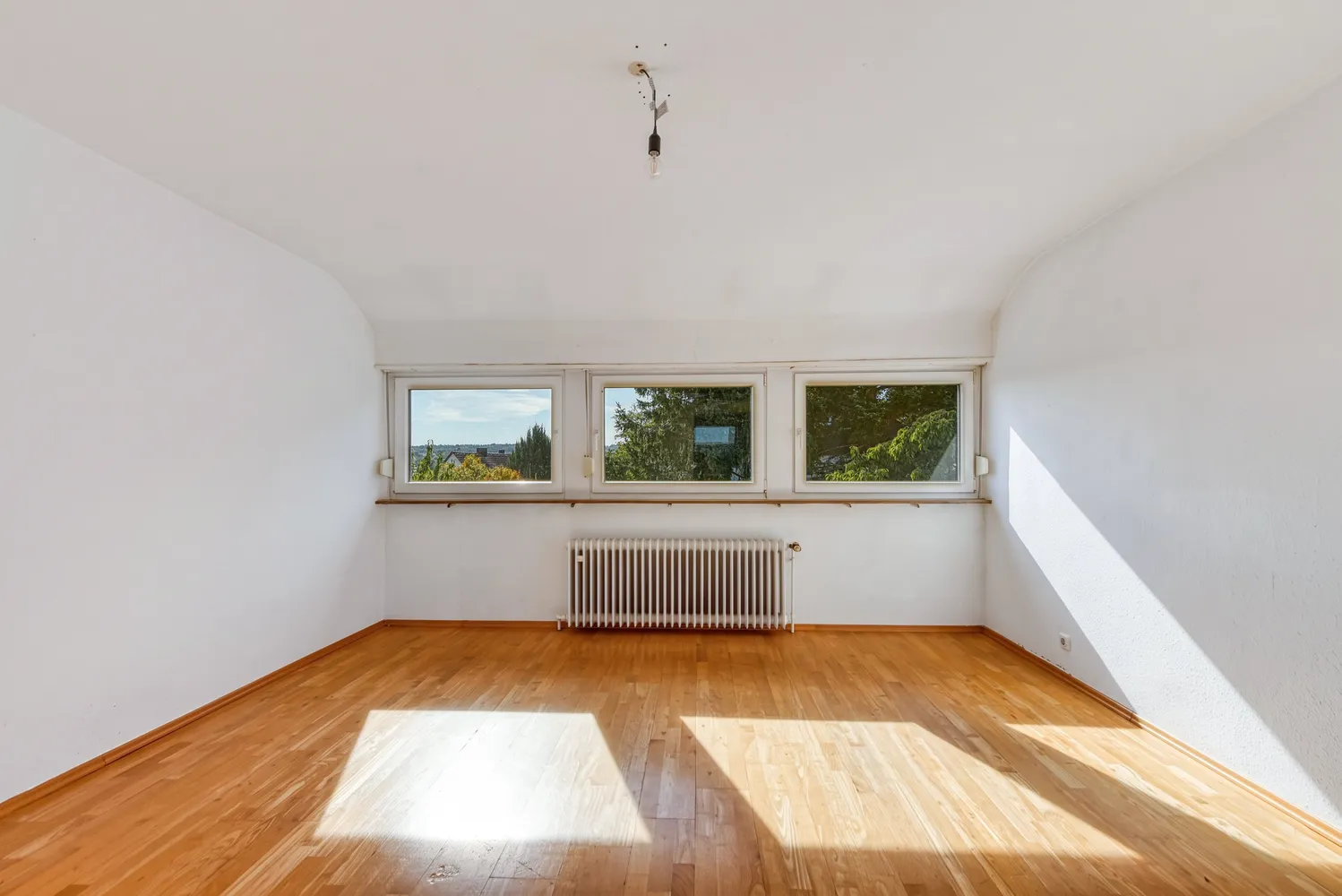 4 Zimmer Wohnung mit 99 m² in Stuttgart – Bild 3