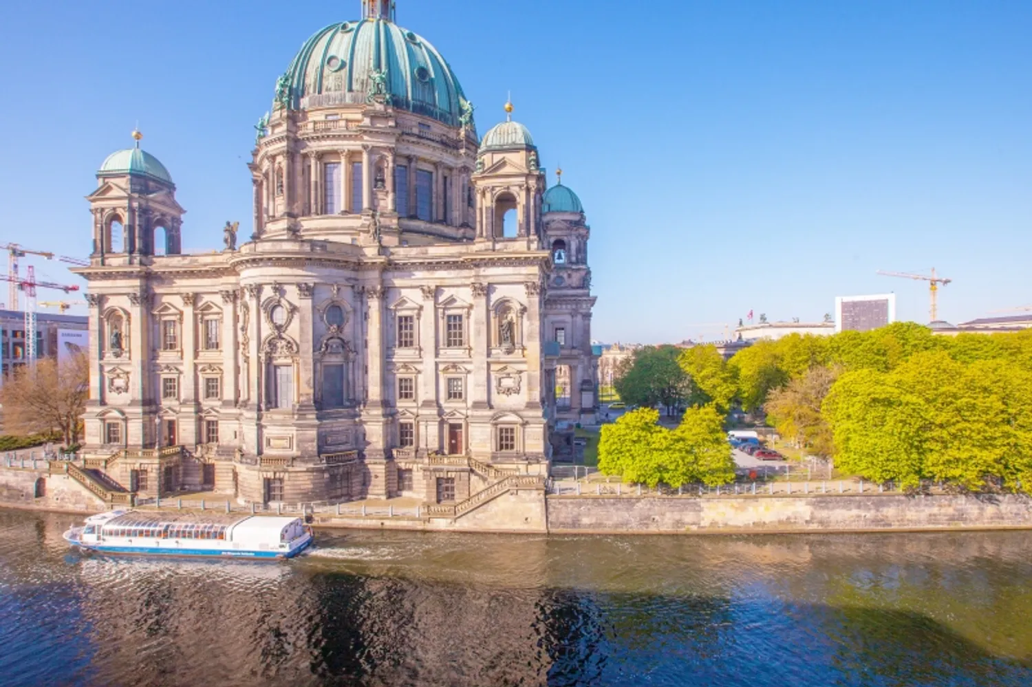 4 Zimmer Wohnung mit 190 m² in Berlin – Bild 2