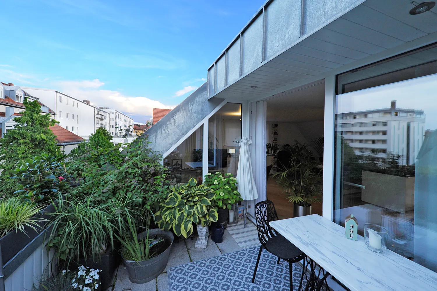 4 Zimmer Wohnung mit 94 m² in München – Bild 9