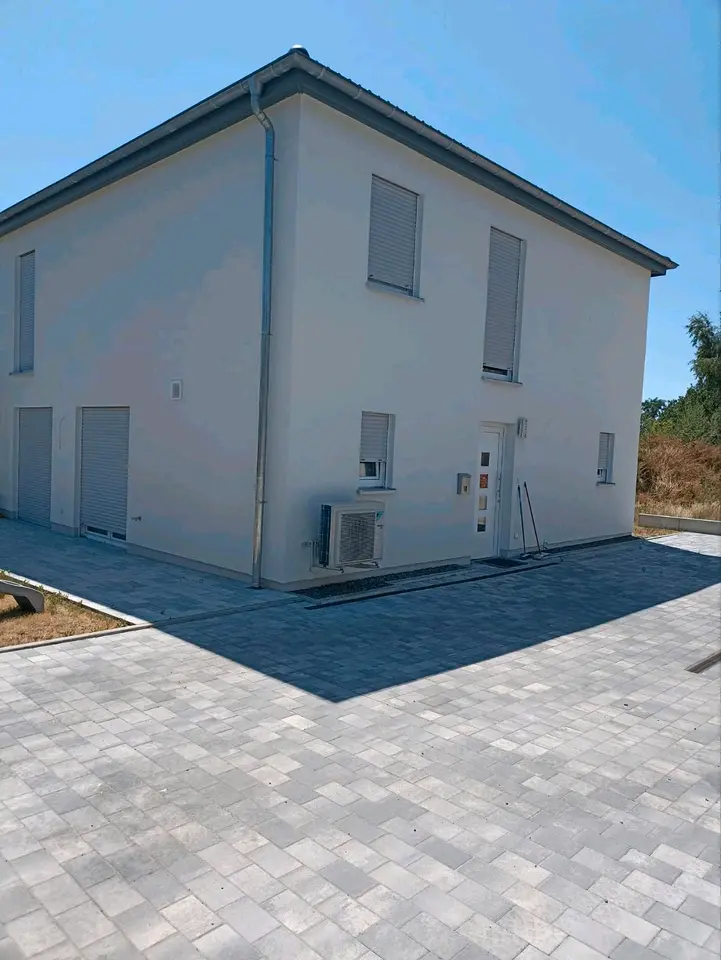 6 Zimmer Haus mit 148 m² in Saarbrücken – Bild 2
