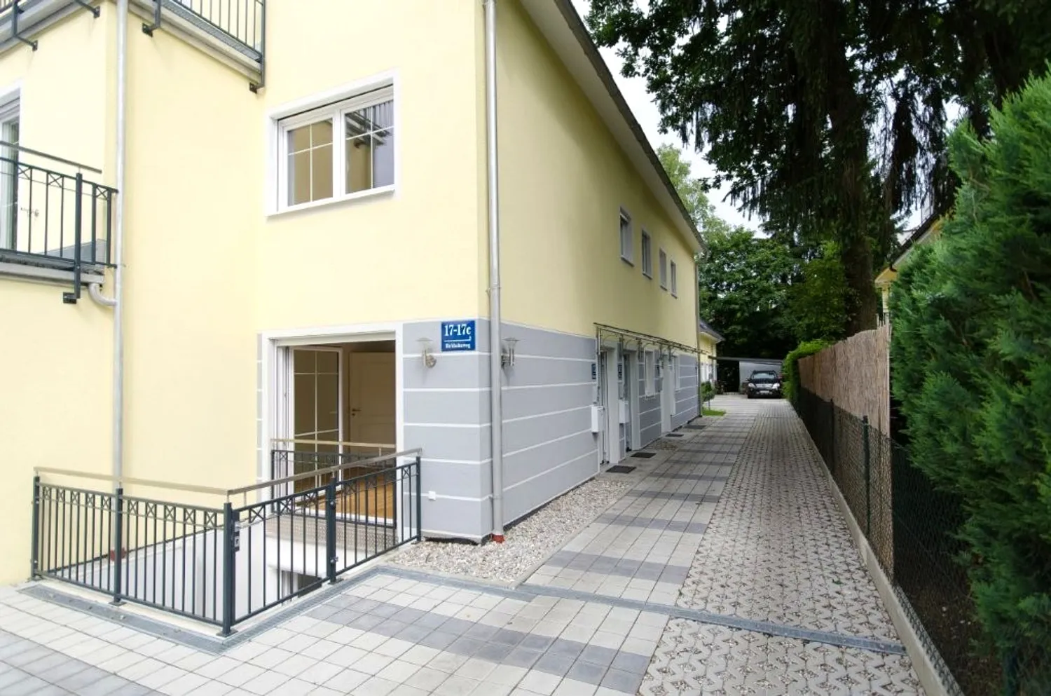 6 room apartment with 184 m² in Munich – Photo 2