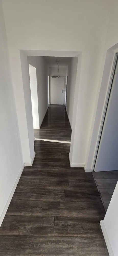 4 Zimmer Wohnung mit 102 m² in Bitterfeld-Wolfen – Bild 2