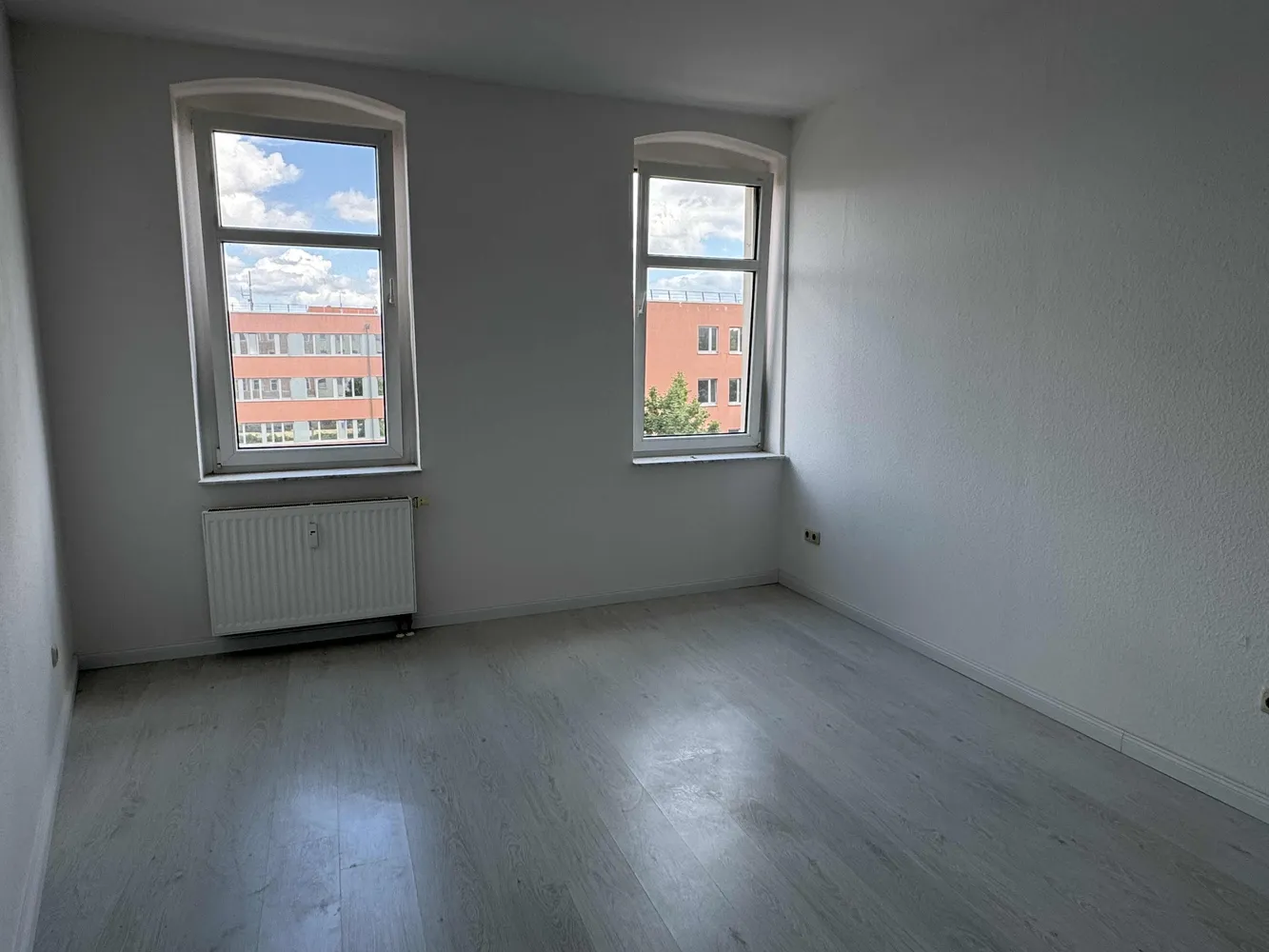 4 Zimmer Wohnung mit 92 m² in Halle (Saale) – Bild 6