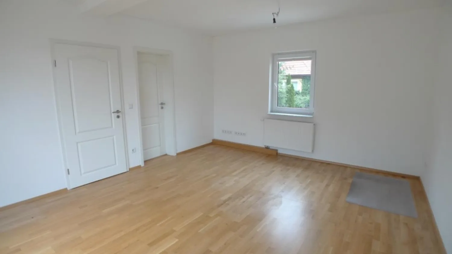 6 Zimmer Haus mit 180 m² in Nürnberg – Bild 3