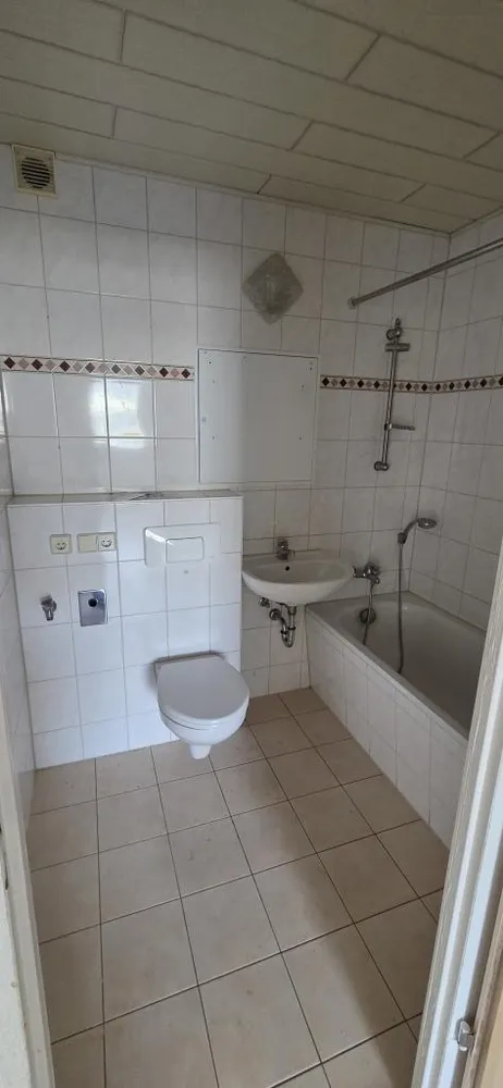 3 Zimmer Wohnung mit 69 m² in Werdau – Bild 5