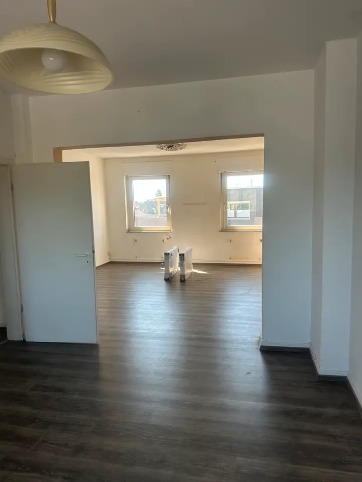 2 Zimmer Wohnung mit 69 m² in Leverkusen – Bild 1