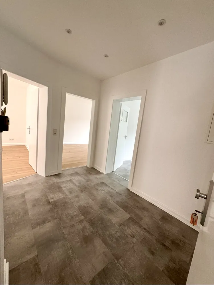 2 Zimmer Wohnung mit 67 m² in Düsseldorf – Bild 2
