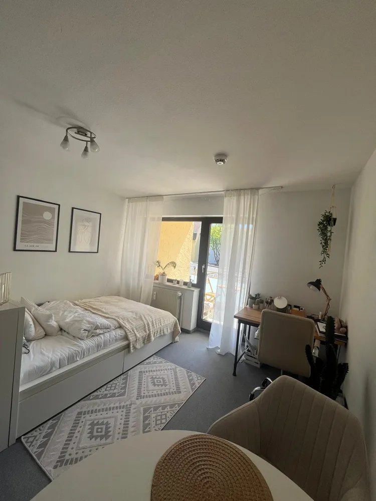 1 room apartment with 29 m² in Munich – Photo 3