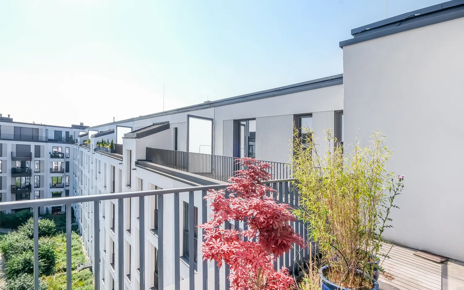 7 Zimmer Wohnung mit 300 m² in Berlin – Bild 7