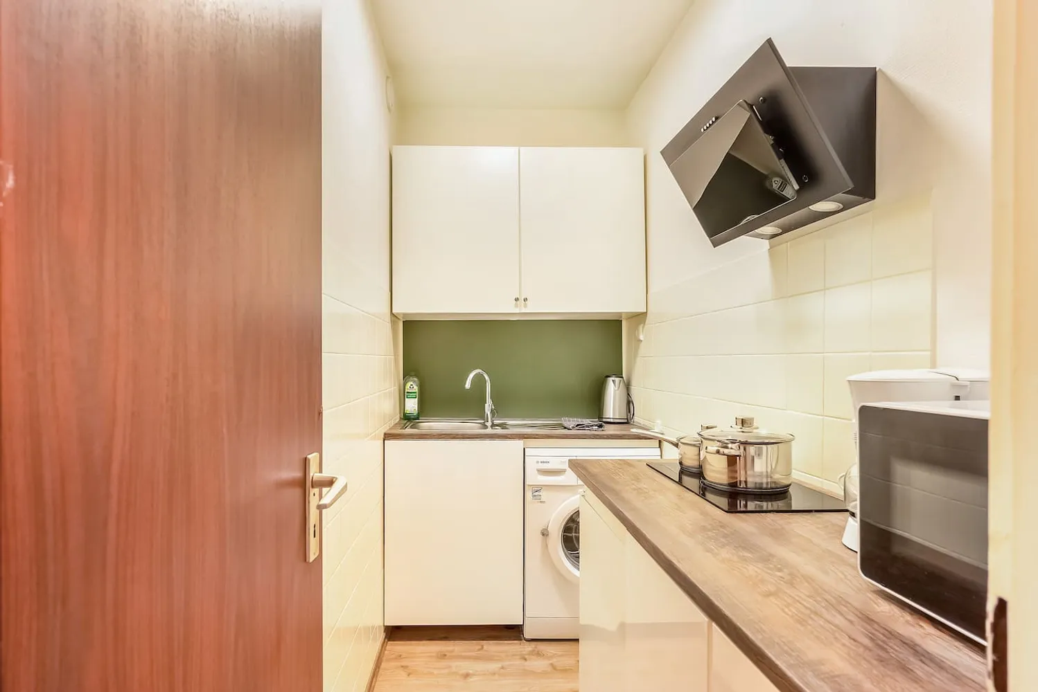 1 Zimmer Wohnung mit 34 m² in Frankfurt am Main – Bild 12
