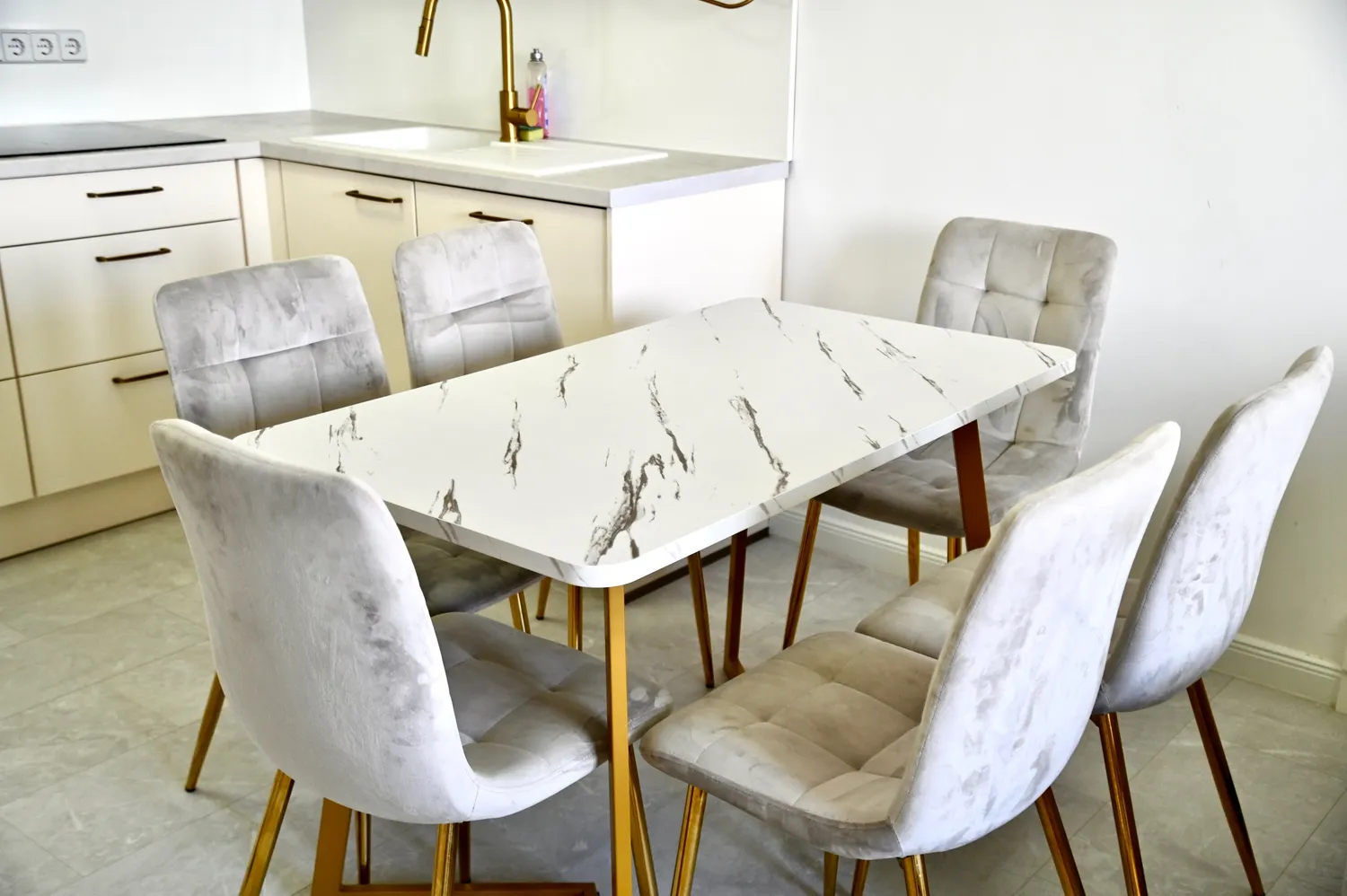 2 Zimmer Wohnung mit 75 m² in Berlin – Bild 5