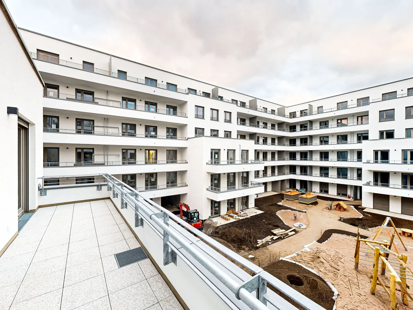 4 Zimmer Wohnung mit 106 m² in Ludwigshafen am Rhein – Bild 1