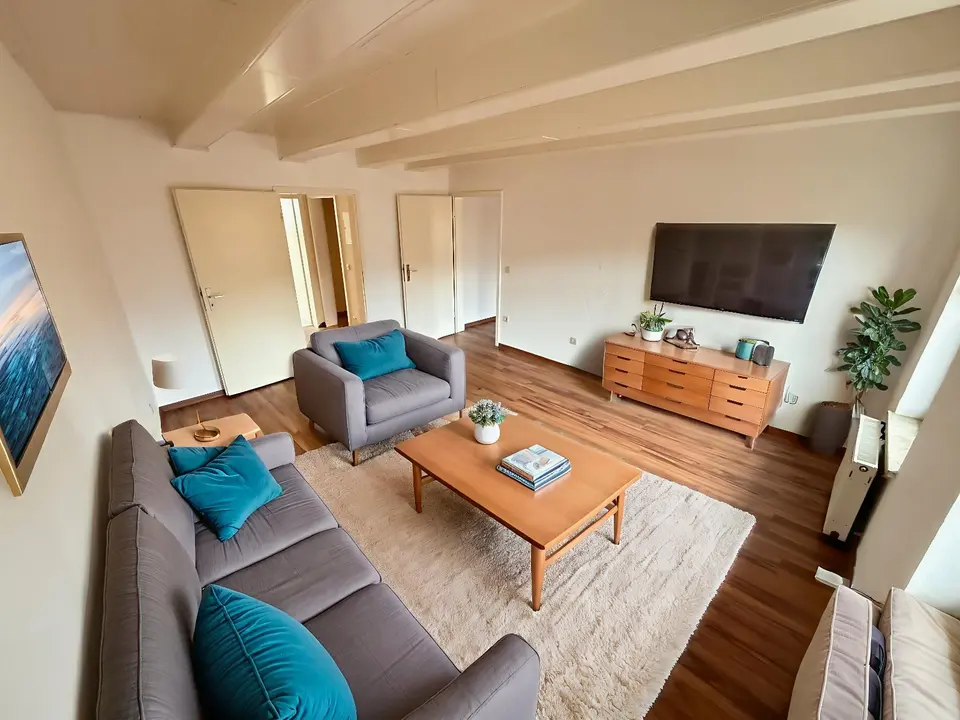 4 Zimmer Wohnung mit 111 m² in Weißenfels – Bild 1