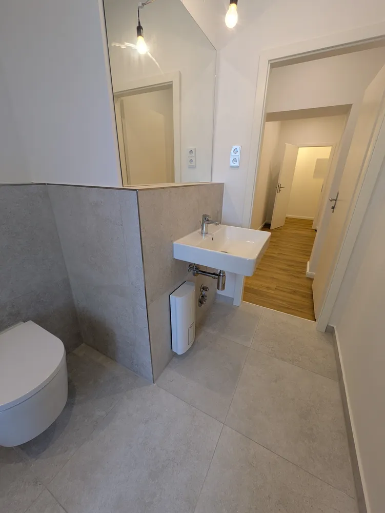 2 Zimmer Wohnung mit 64 m² in Berlin – Bild 12