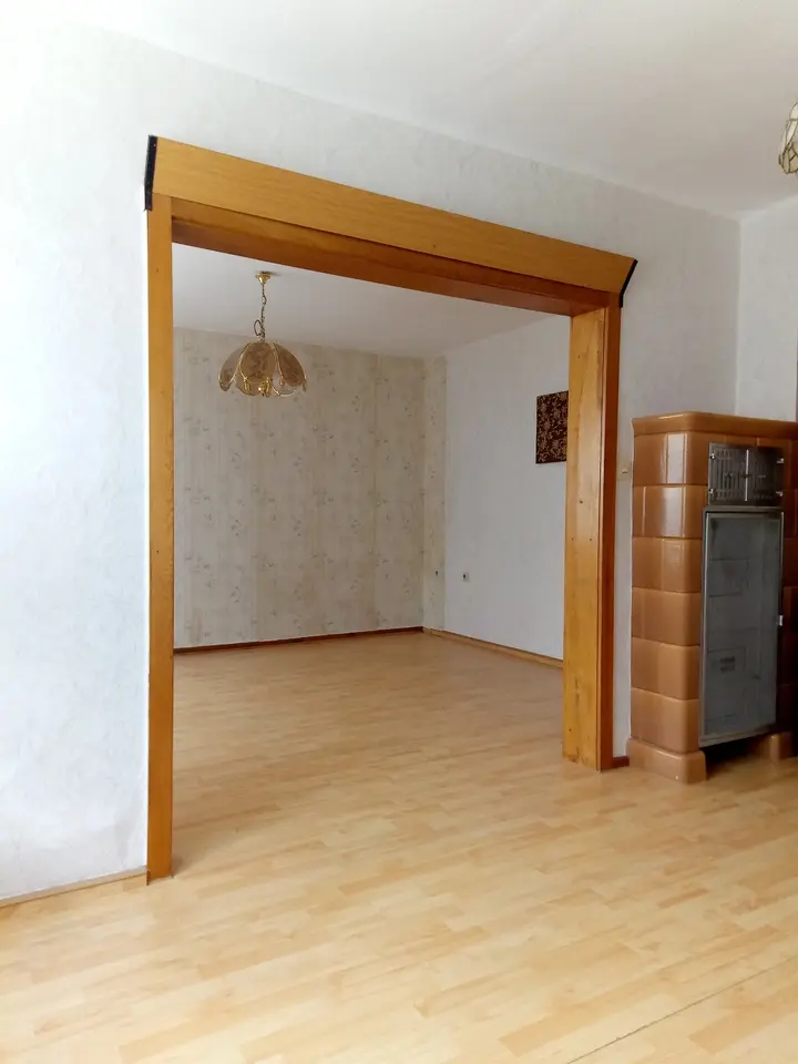 9 Zimmer Haus mit 180 m² in Eisenach – Bild 1