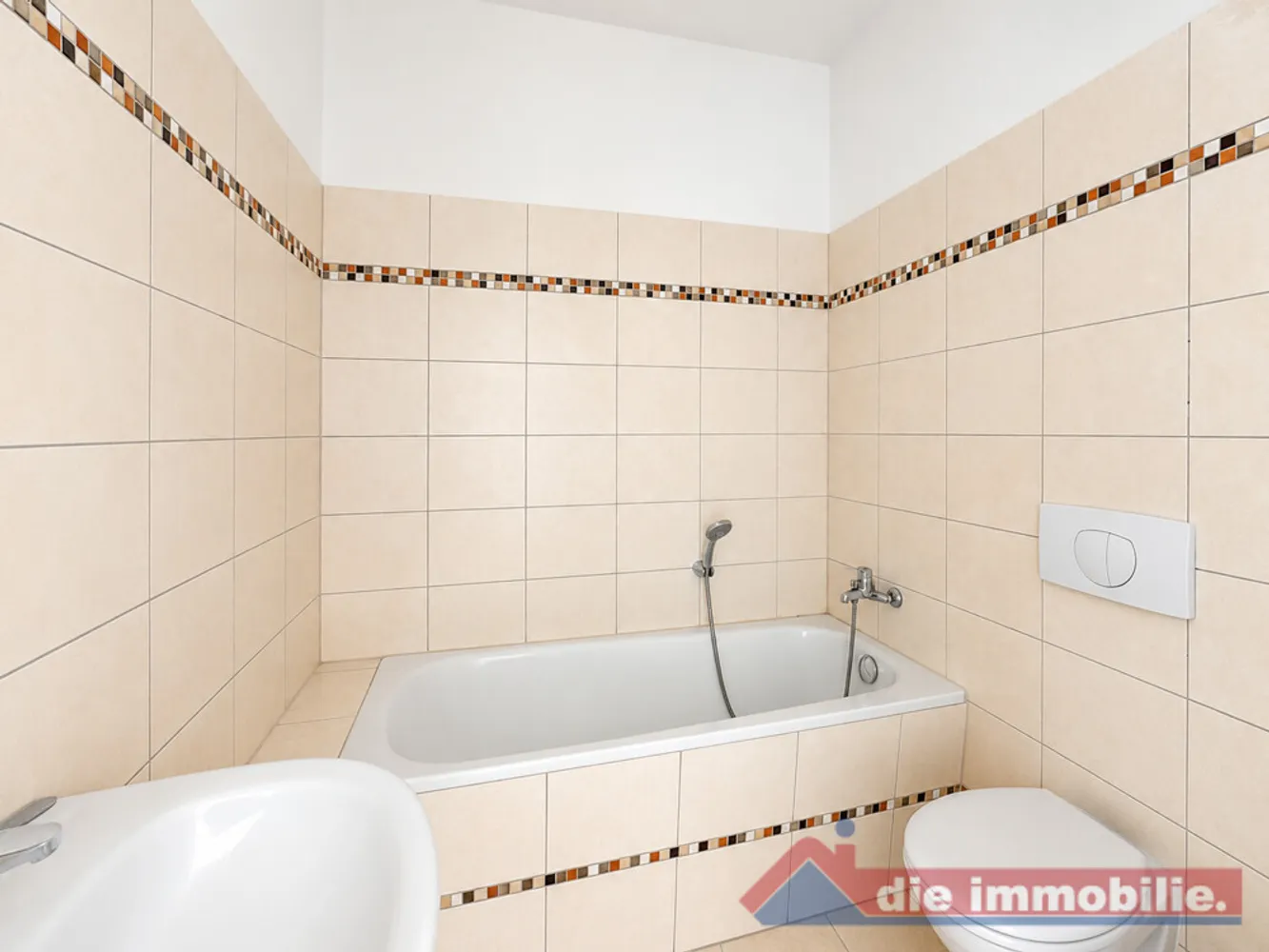 3 Zimmer Wohnung mit 97 m² in Magdeburg – Bild 4