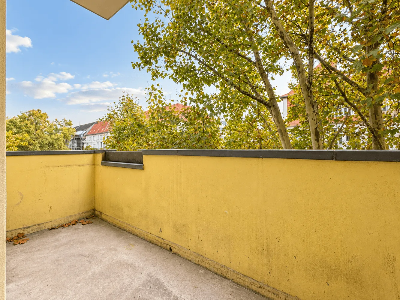 2 Zimmer Wohnung mit 83 m² in Berlin – Bild 1