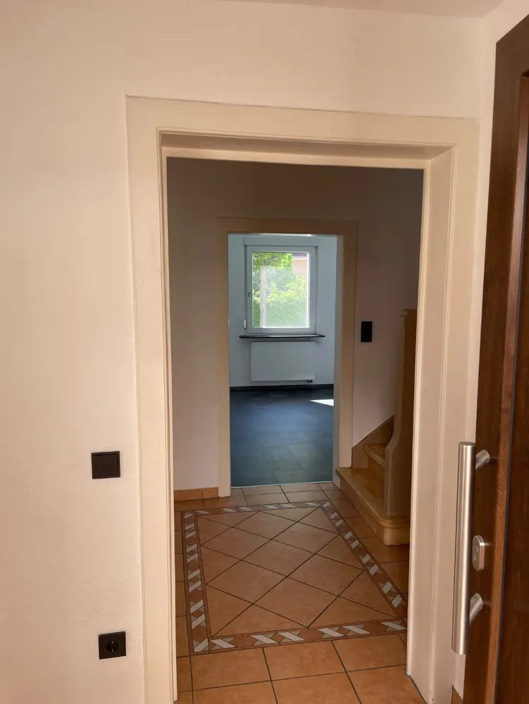 4 Zimmer Haus mit 100 m² in Wiesbaden – Bild 6