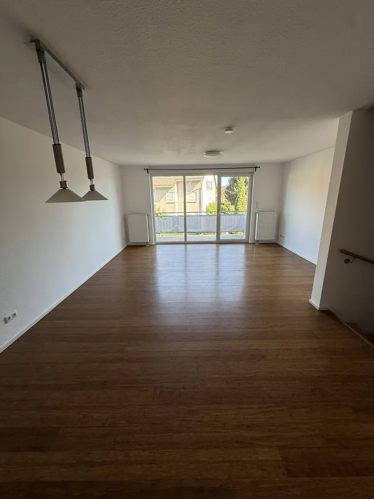 6 Zimmer Haus mit 135 m² in Frankfurt am Main – Bild 1