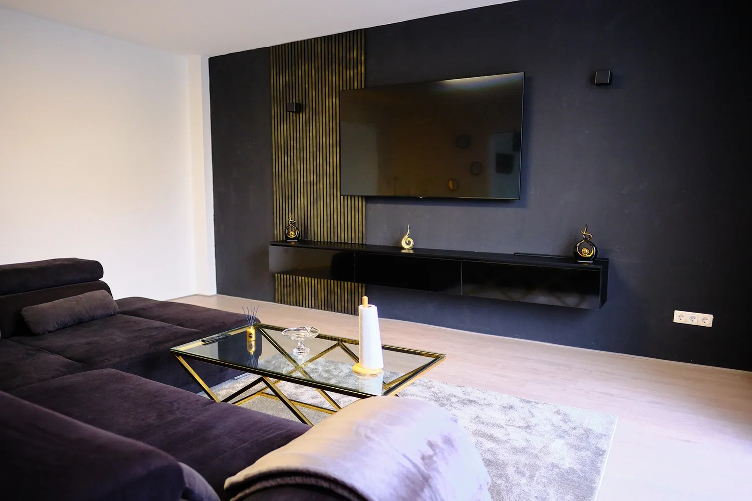 2 Zimmer Wohnung mit 80 m² in Mülheim an der Ruhr – Bild 2