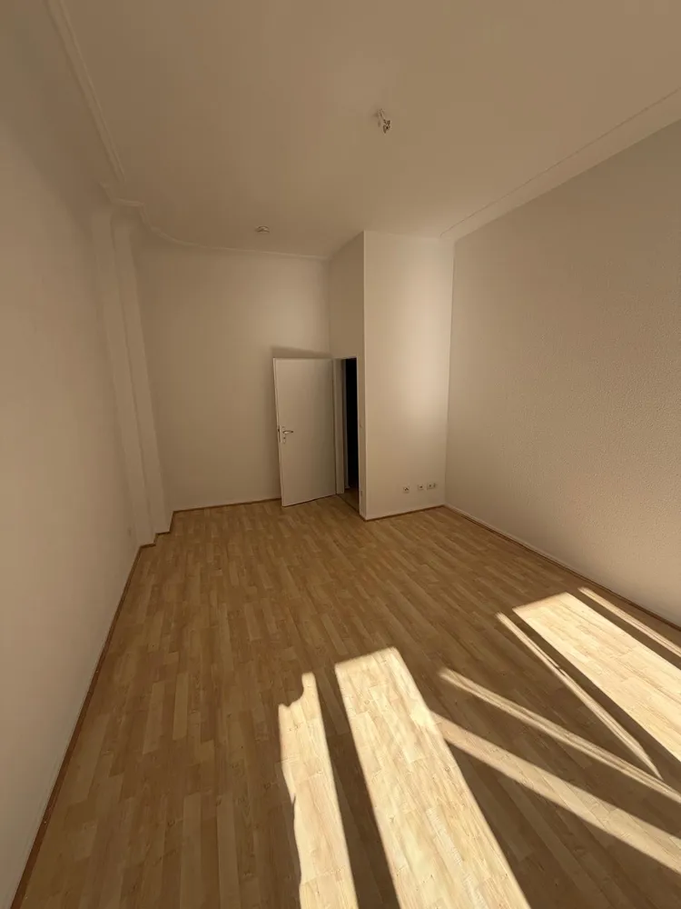 4 Zimmer Wohnung mit 97 m² in Berlin – Bild 4