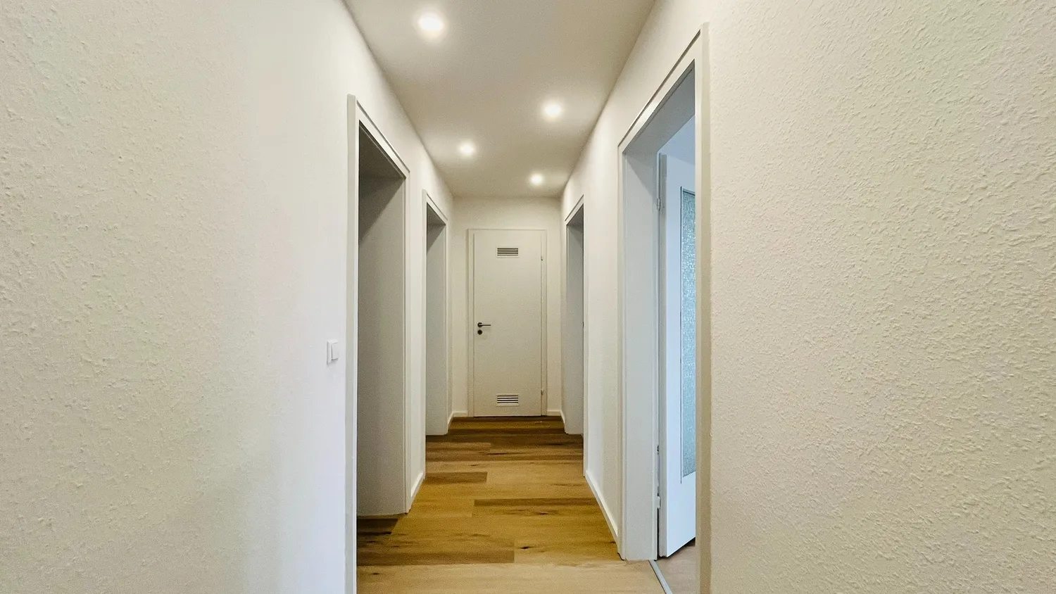 3 Zimmer Wohnung mit 80 m² in Karlsruhe – Bild 2