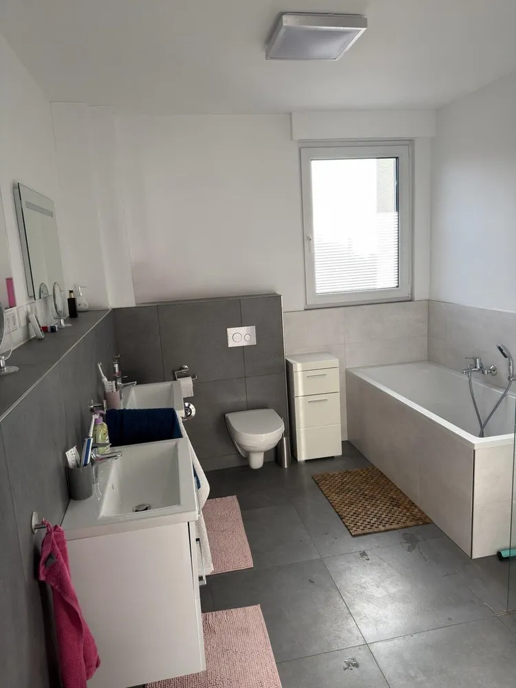 5 Zimmer Wohnung mit 135 m² in Solingen – Bild 4