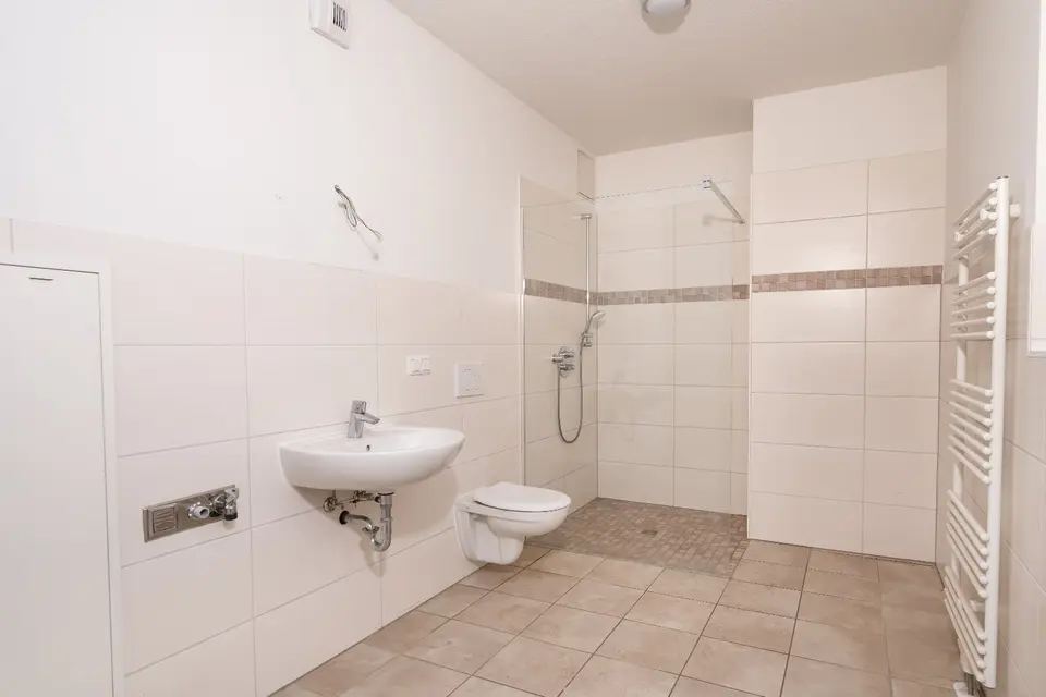 3 Zimmer Wohnung mit 97 m² in Weißenfels – Bild 10