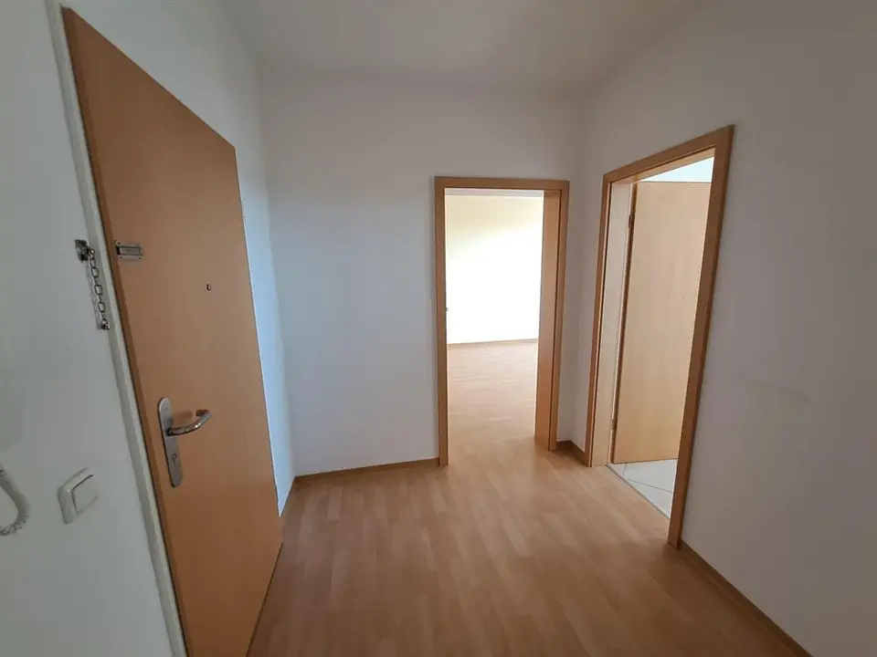 2 Zimmer Wohnung mit 54 m² in Bitterfeld-Wolfen – Bild 2