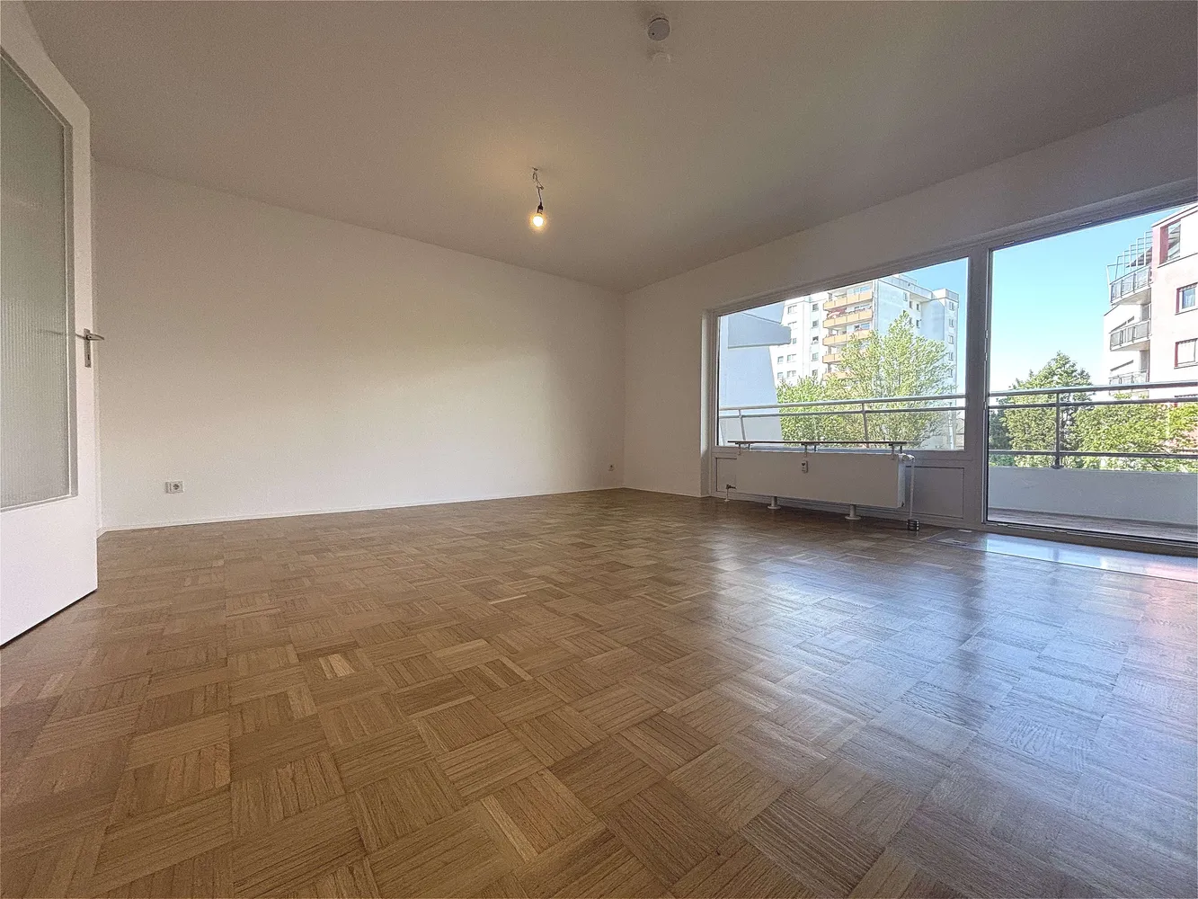 3 Zimmer Wohnung mit 90 m² in Frankfurt am Main – Bild 4